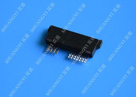 中国 女性13 Pin黒いSATAデータ コネクター、1.0A縦の小型SATA PCBのコネクター サプライヤー